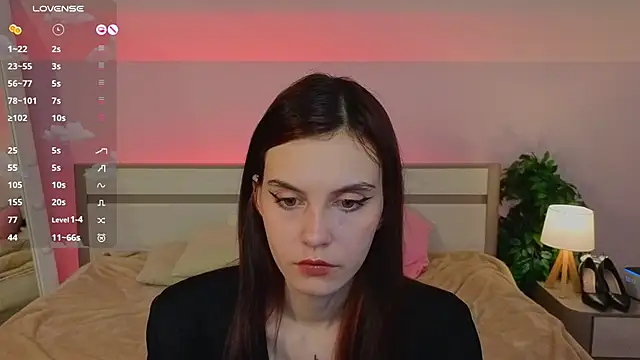 MissSusan online show from December 5, 10:03 am