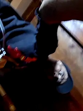 Snapshot of edArt666 chatting on November 18, 3:54 am edArt666 online show from November 18, 3:54 am