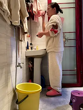 Yes-Baby-A online show from January 8, 10:27 pm