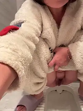 Yes-Baby-A online show from January 7, 9:20 pm