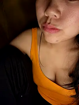 Xiu-L online show from December 15, 3:40 pm