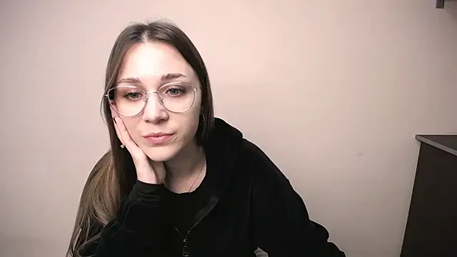 Snapshot of MillaTems_ chatting on November 21, 10:03 am MillaTems online show from November 21, 10:03 am