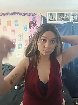 SatinSinful online show from March 5, 9:17 am