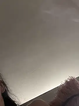 bettyButterfly online show from April 2, 10:38 pm