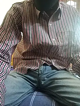 Snapshot of Shadow_Guy chatting on November 22, 5:17 am Shadow Guy online show from November 22, 5:17 am