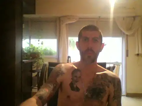 Juancerc online show from December 4, 9:36 pm