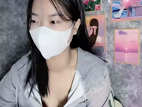 Snapshot of Hellen2999 chatting on December 2, 1:28 am Hellen2999 online show from December 2, 1:28 am