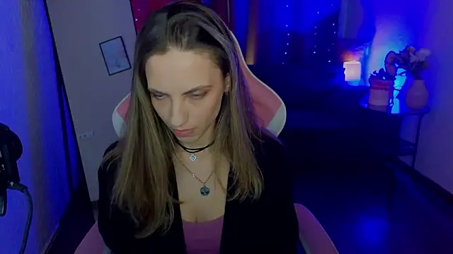 amelia meili online show from February 26, 1:11 pm