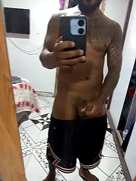 Snapshot of blackmamba3887 chatting on November 19, 11:32 am blackmamba3887 online show from November 19, 11:32 am