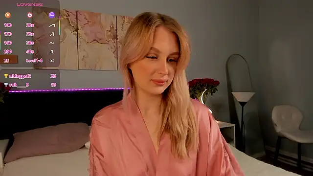 KiraRuiz online show from February 1, 1:15 am