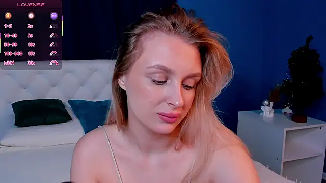 KiraRuiz online show from February 12, 1:27 am