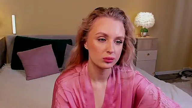 KiraRuiz online show from February 6, 9:16 am