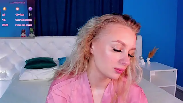 KiraRuiz online show from February 22, 12:57 am