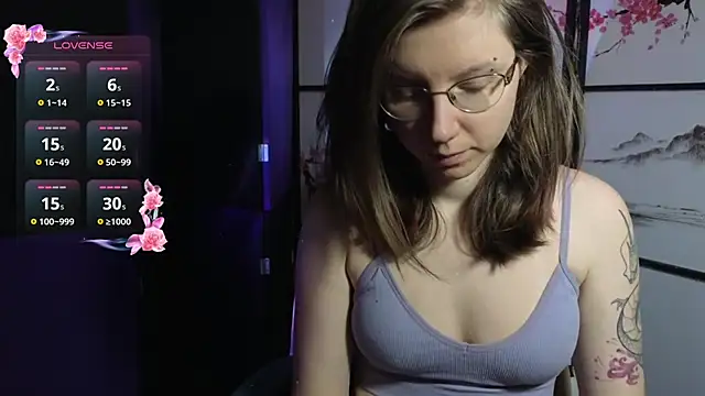 scarlettsrose online show from April 2, 3:19 pm