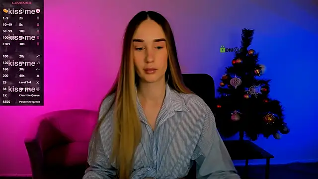  kellykitten  online show from December 17, 9:58 am