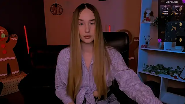  kellykitten  online show from December 18, 10:08 am