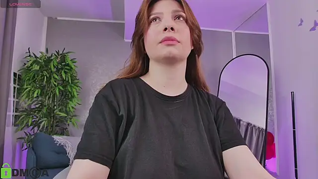 AmberRosewood online show from February 20, 5:04 am