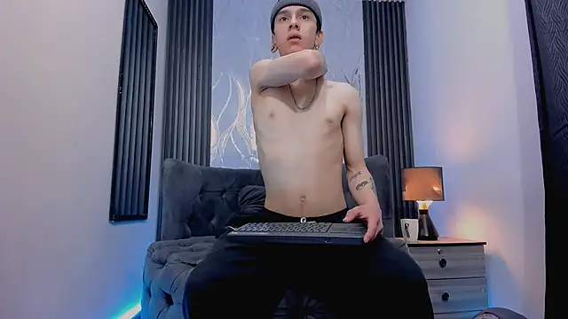 James Adams 01 online show from January 17, 12:53 pm