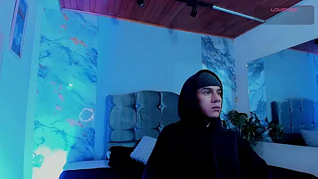 James Adams 01 online show from March 4, 11:29 am