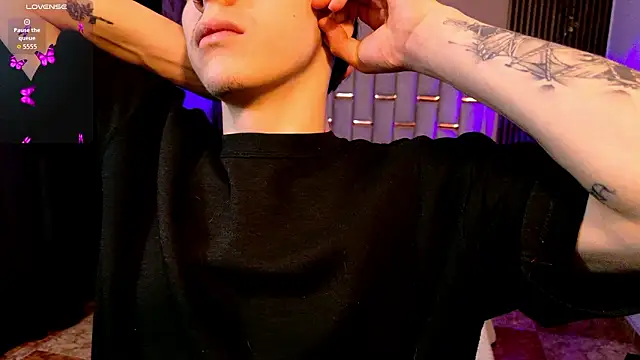 James Adams 01 online show from March 18, 2:30 pm