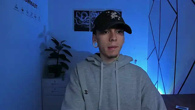 James Adams 01 online show from November 26, 12:16 pm