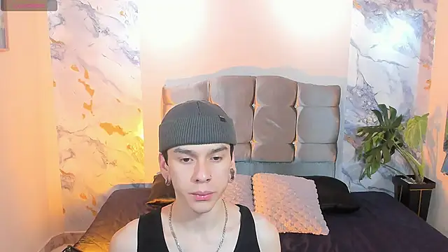 James Adams 01 online show from January 14, 11:58 am