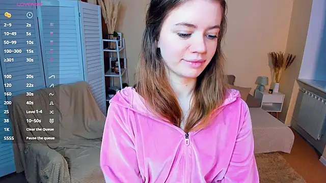 AngelesBenitz online show from March 25, 7:19 am