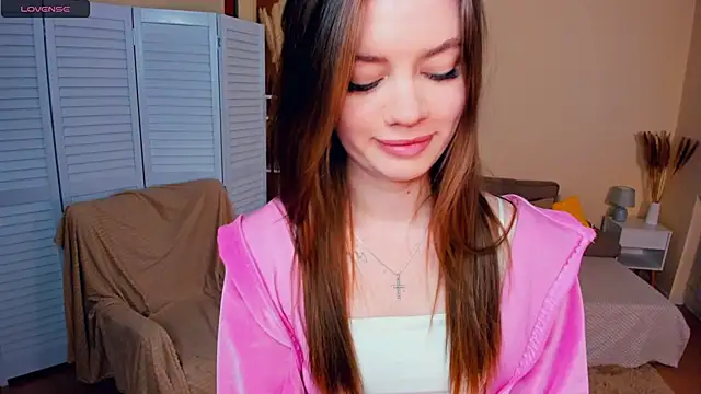 AngelesBenitz online show from March 29, 7:21 am