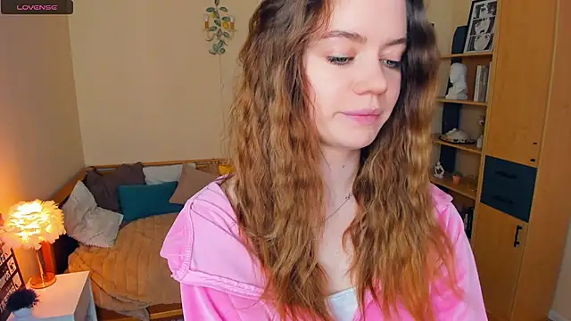 AngelesBenitz online show from March 24, 8:03 am