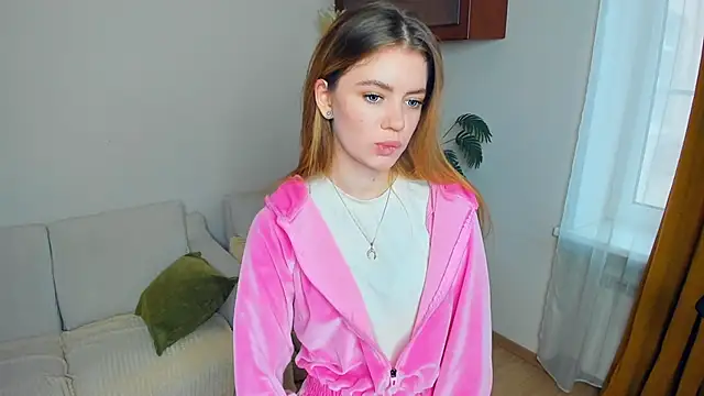 AngelesBenitz online show from November 28, 6:57 am