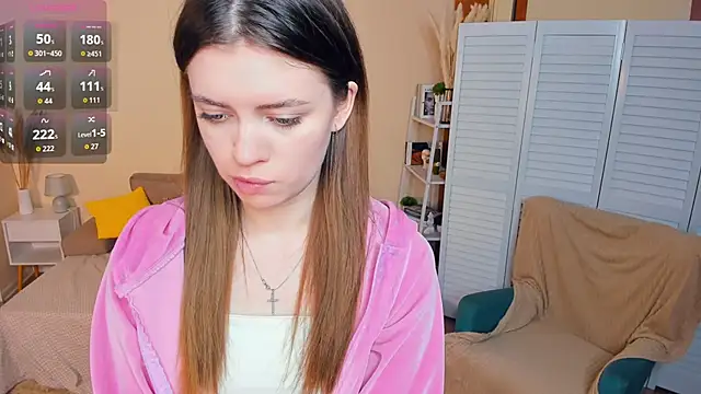 AngelesBenitz online show from April 8, 7:43 am