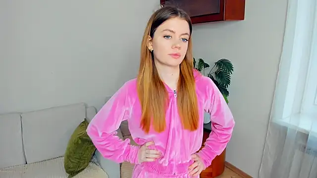 AngelesBenitz online show from December 17, 7:02 am