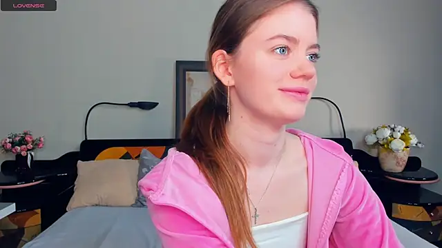 AngelesBenitz online show from March 27, 7:17 am