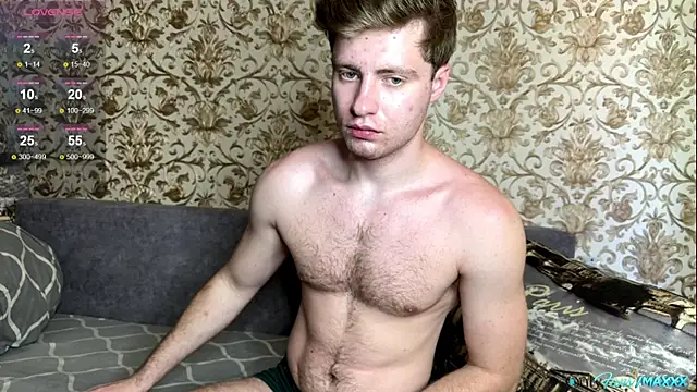 Maxhornyblondieman online show from May 21, 9:06 am