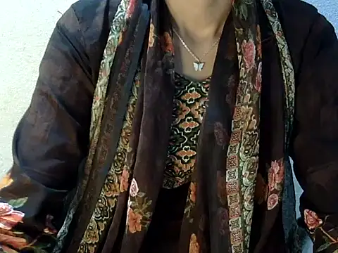 Snapshot of Saheba_S chatting on February 25, 9:09 am Saheba S online show from February 25, 9:09 am