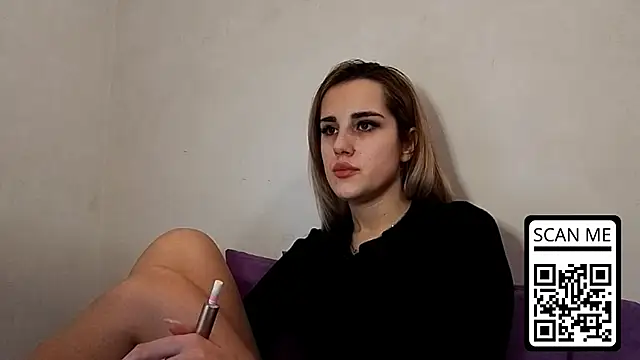 Snapshot of HotMusex chatting on December 15, 11:38 am HotMusex online show from December 15, 11:38 am