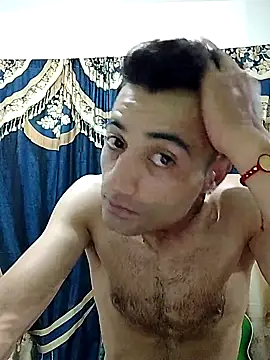 Snapshot of noah77_ chatting on November 22, 7:57 pm noah77 online show from November 22, 7:57 pm