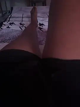 Snapshot of raveena_hot chatting on November 22, 7:40 am raveena hot online show from November 22, 7:40 am