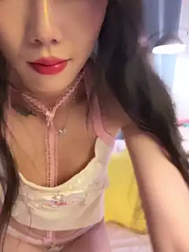 zizi 2 online show from December 1, 2:07 pm