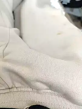 berkkderlerr online show from December 17, 11:04 am