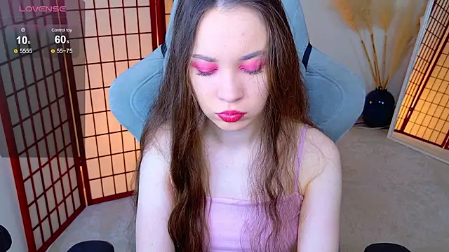 SilentLily online show from February 5, 8:48 pm