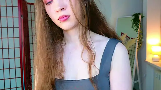 SilentLily online show from November 30, 9:37 pm