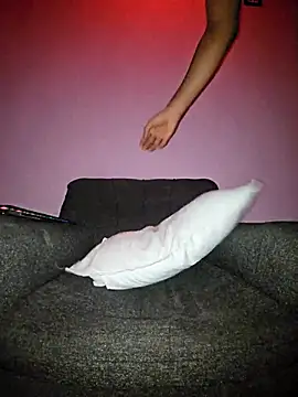 Chiplikk6009 online show from December 16, 6:45 pm