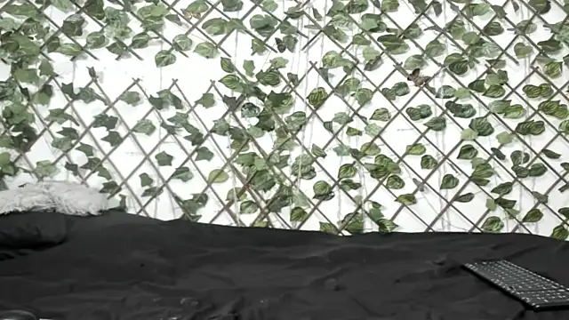 LittlePeach  online show from March 29, 11:12 am