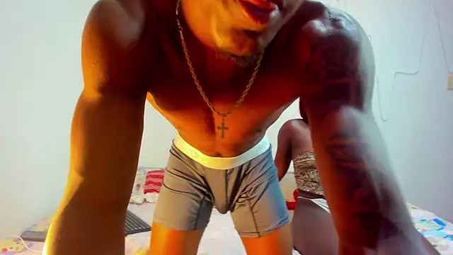 Snapshot of demonychloe chatting on June 7, 9:31 pm demonychloe online show from June 7, 9:31 pm