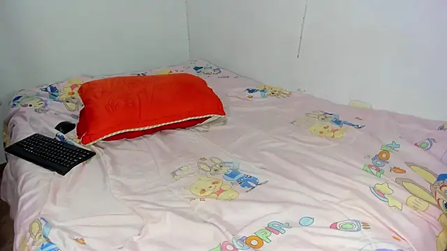 demonychloe online show from April 10, 2:07 am