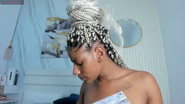 Afro Luna online show from February 21, 10:39 am