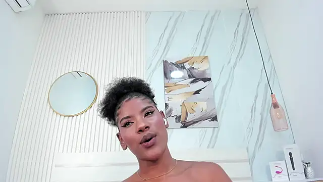 Afro Luna online show from November 30, 11:33 am