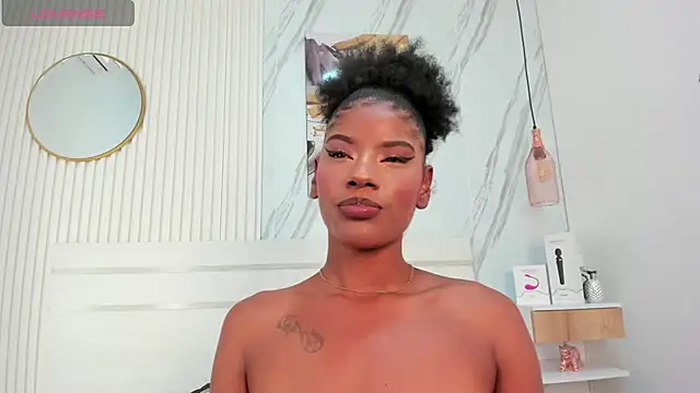 Afro Luna online show from November 29, 12:05 pm