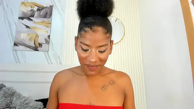 Afro Luna online show from April 3, 10:32 am